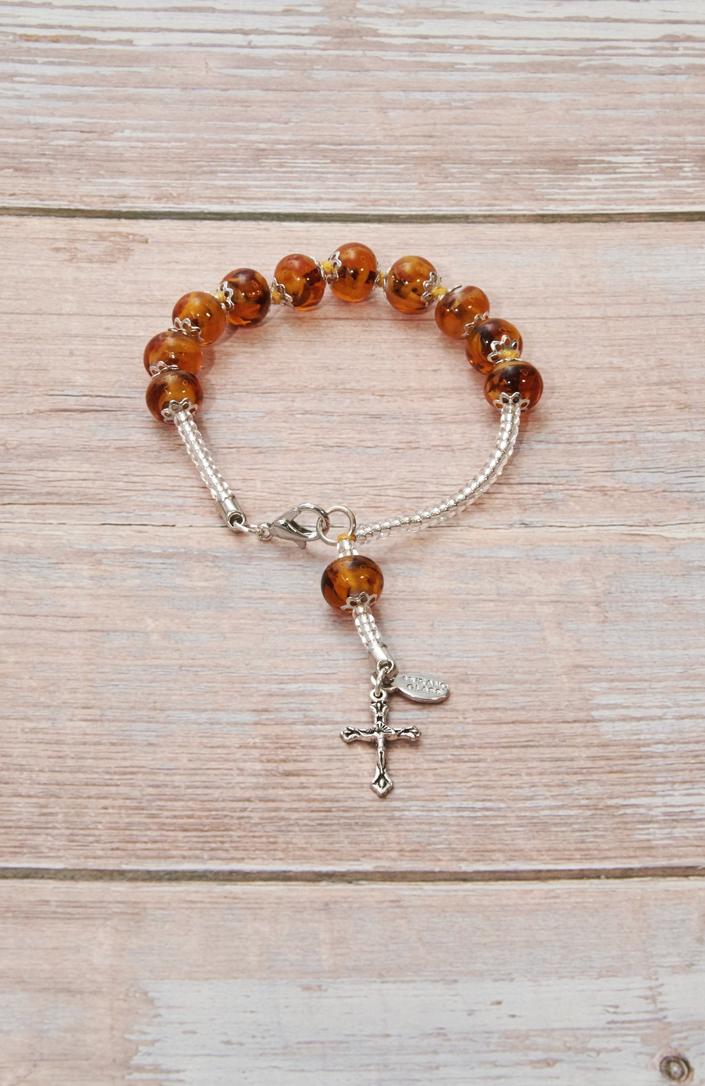 BDS4-Bracciale Decina in Vetro di Murano garantito, realizzato interamente a mano con 10 Perle da 8 mm lungo 19,5 cm - Silver (Nuvola 012 Ambra)